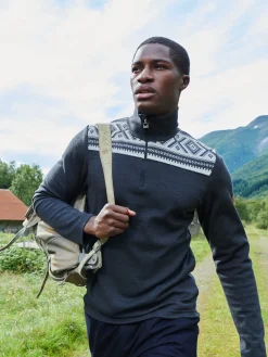 Dale of Norway Next-To-Skin^Cortina Basic Men's Sweater - Superfine Merino Dark Charcoal Offwhite