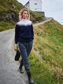 Dale of Norway Turtle-Neck^Isfrid Women's Merino Wool Sweater Marine